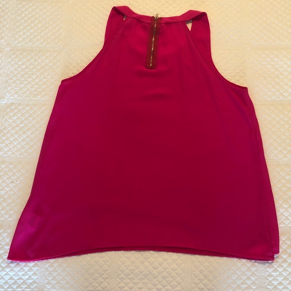 BRIGHT PINK SLEEVELESS TOP💗 - Picture 5 of 5